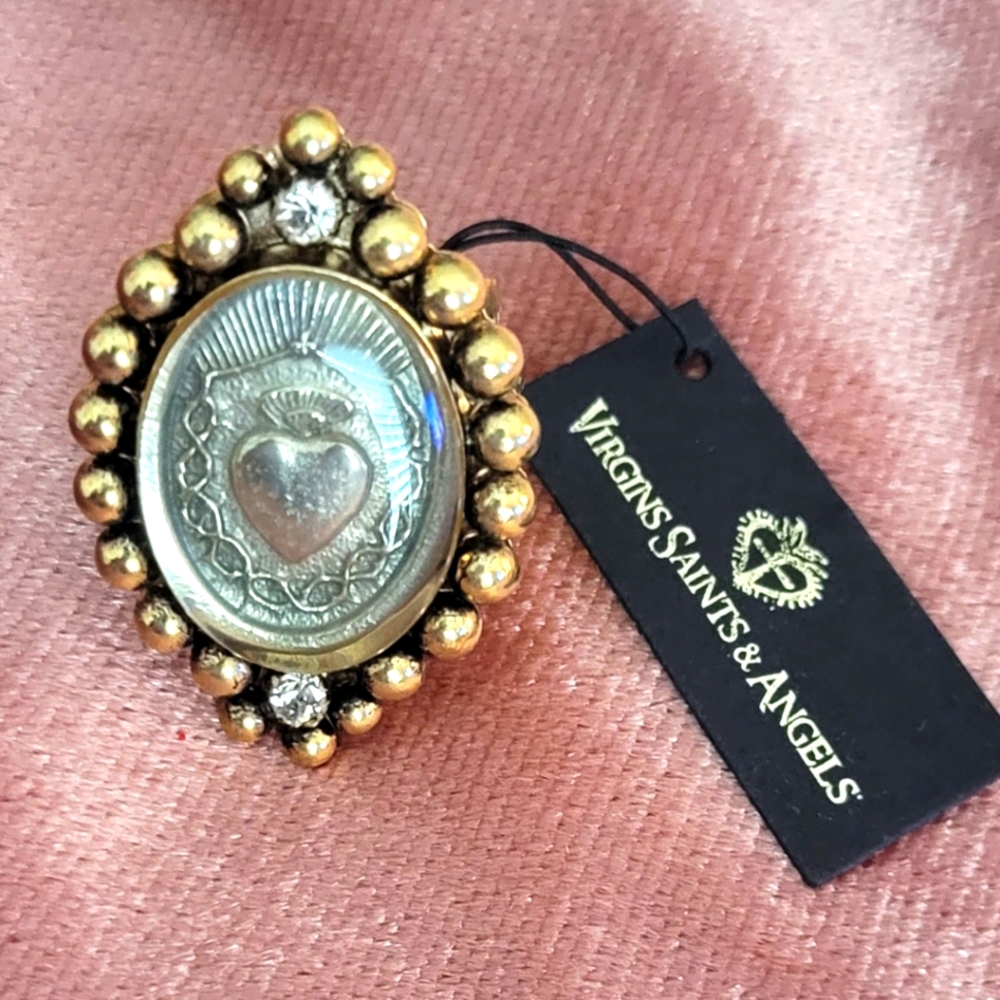 Virgins Saints & Angels Ring, Size 6/7, gold